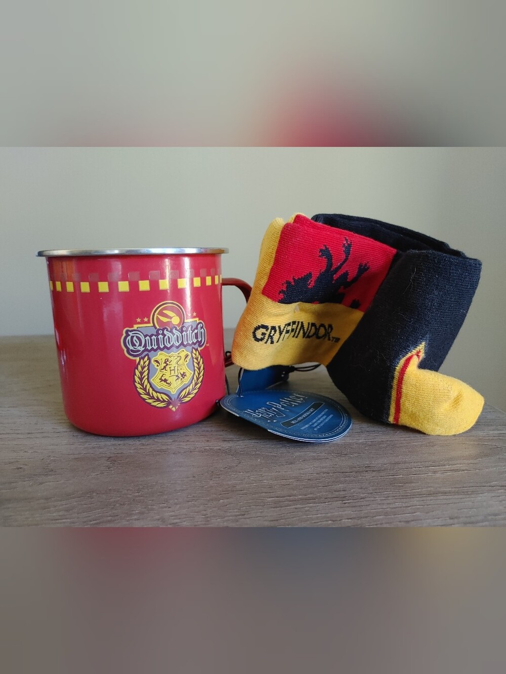 Harry Potter Gryffindor Mug And Socks Set NEW